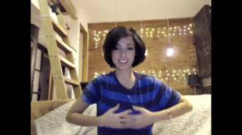 video of Short haired pretty babe making money on webcam 