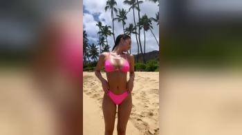 video of hot body in bikini