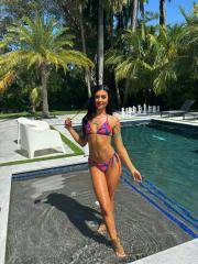 Babe Picture 4677325