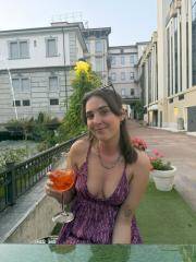 Babe Picture 4810580