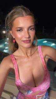 Babe Picture 4860604
