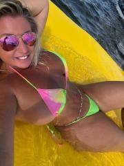 Babe Picture 4897948