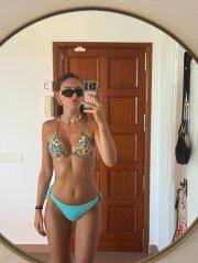 Babe Picture 4904365