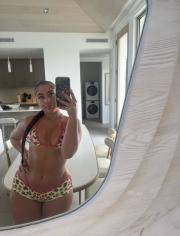 Babe Picture 4909071