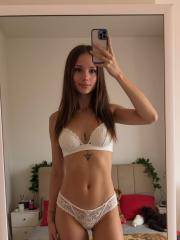 Babe Picture 4925490