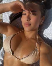 Babe Picture 4934295