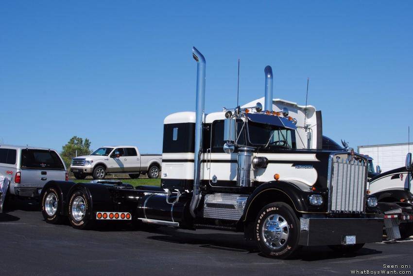 BIG Trucks Kenworth
