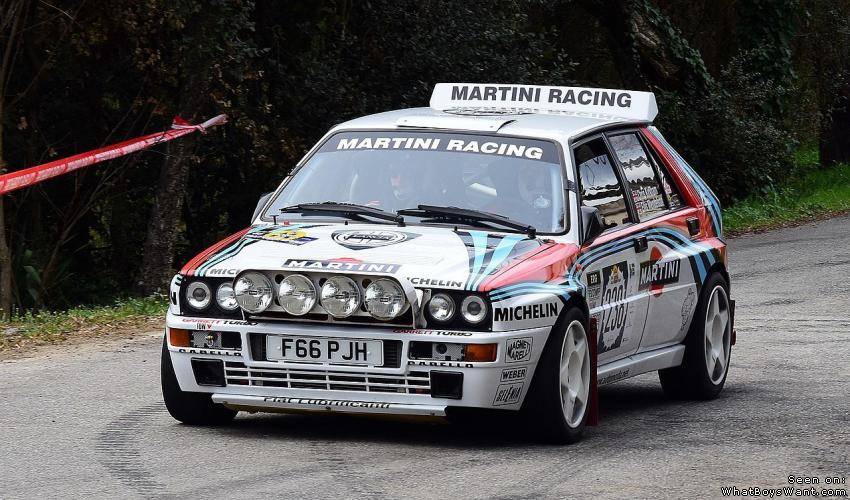 Lancia Delta HF Integrale 