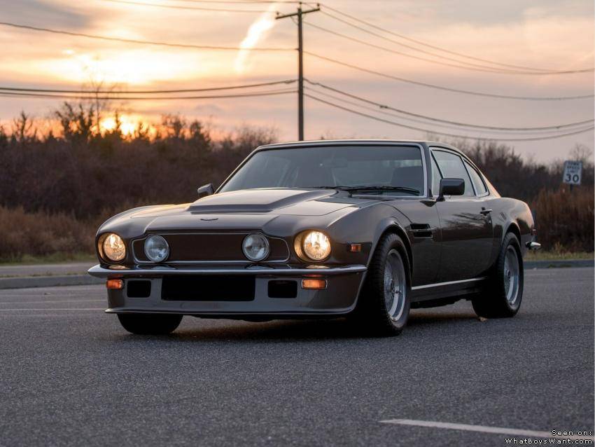 Aston Martin V8 Vantage