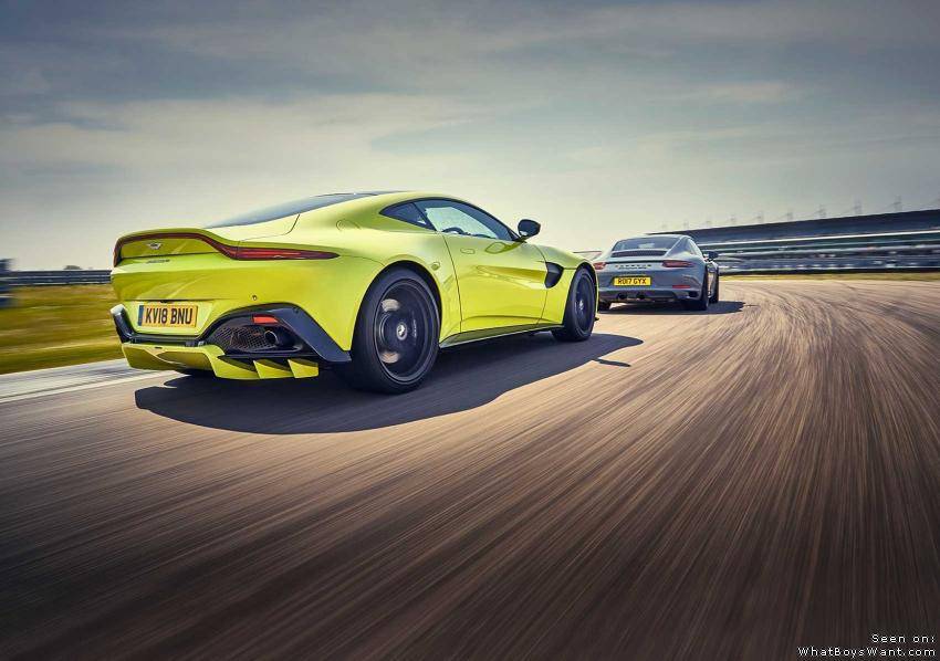 Aston Martin V8 Vantage