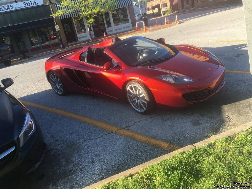 McLaren MP4-12C Spider