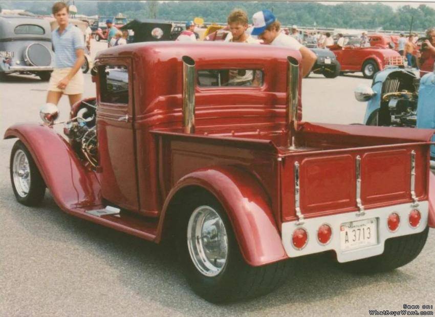 Custom Car & Show Pickup