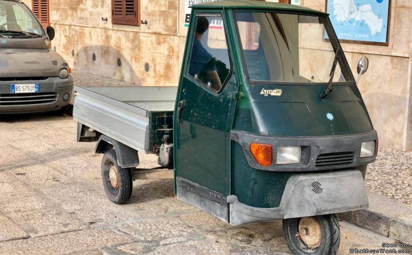 Piaggio Ape
