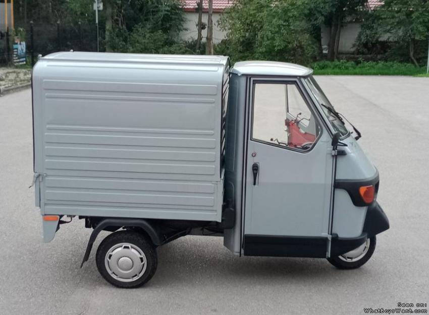 Piaggio Ape