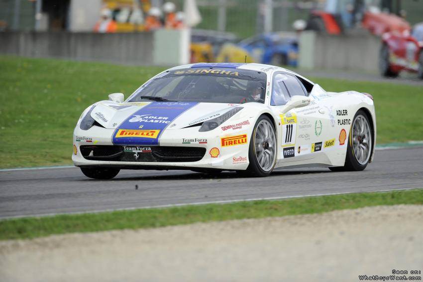 Race cars-Racing Ferrari