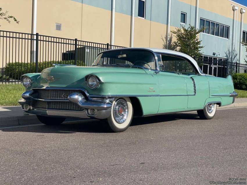 Cadillac Sedan DeVille