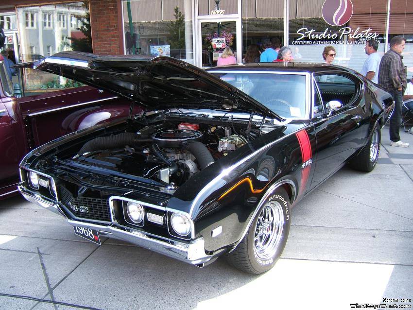 Oldsmobile 442
