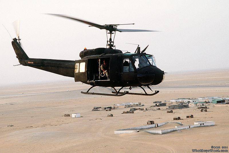 Airplanes Bell UH-1