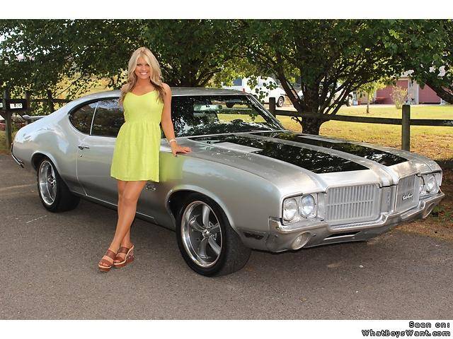 Oldsmobile Cutlass