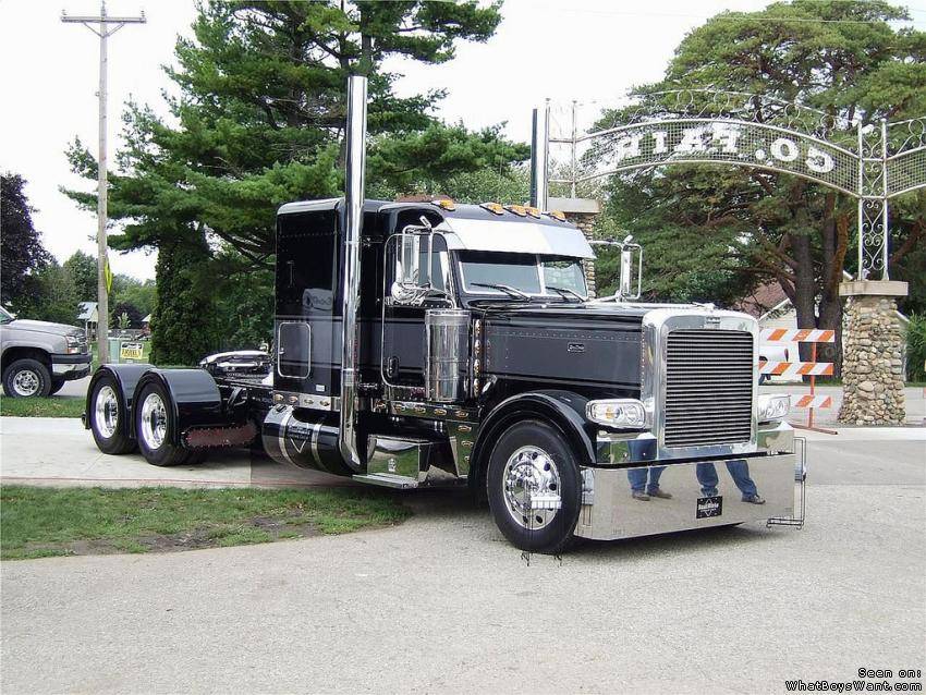 BIG Trucks Peterbilt