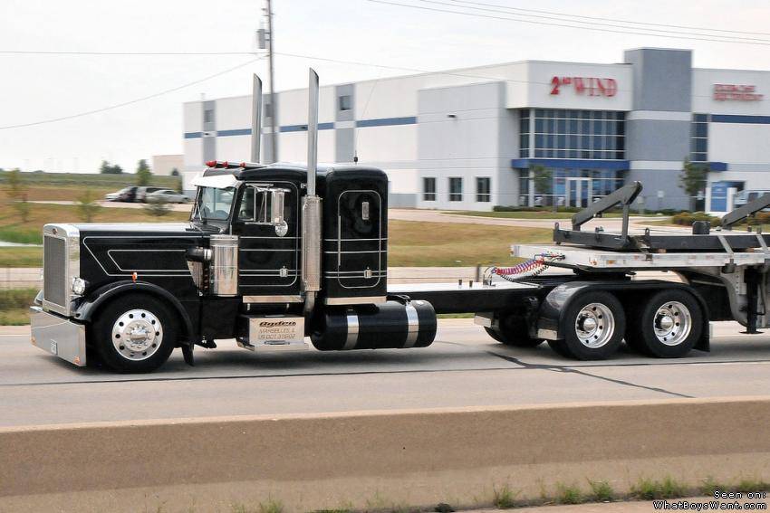 BIG Trucks Peterbilt