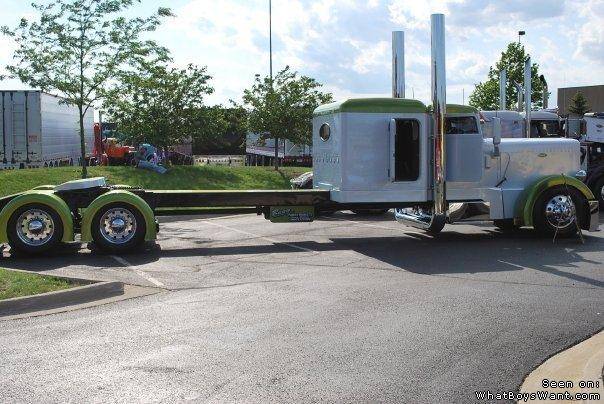 BIG Trucks Peterbilt