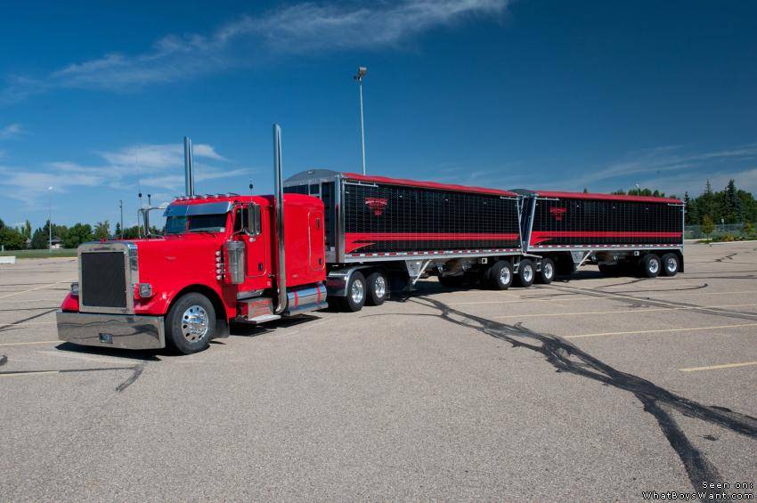 BIG Trucks Peterbilt
