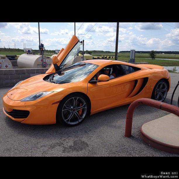 McLaren MP4 12C