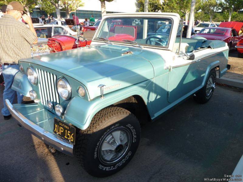 Jeep Jeepster