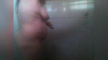 video of Big girl playing under the shower 
