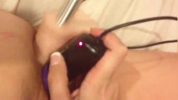 video of Playing with her viberator and fucking machine