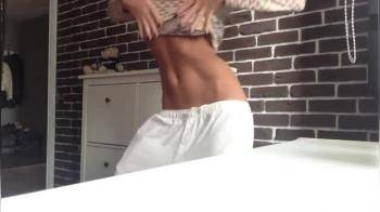 video of Tight body dancing