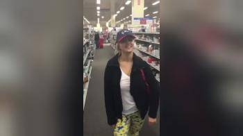 video of Nice store flashing