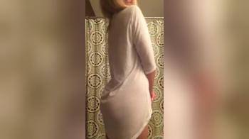 video of Blonde standing up bating 