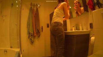 video of Hidden cam in sisters bathroom