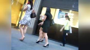 video of spying on these girls on the street