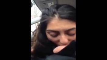 video of Arab amateur gives killer blowjob in car