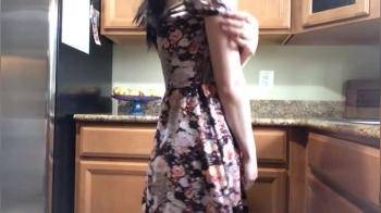 video of Asian girlfriend strips down in her kitchen