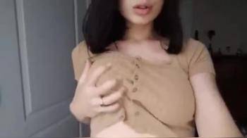 video of Amazing flash of titties