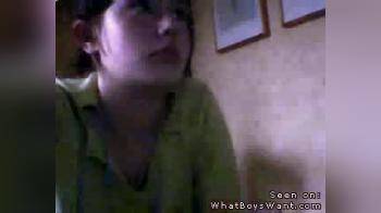 video of girl on msn who shows tits