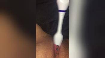 video of masturbating herself with elektric toothbrush 