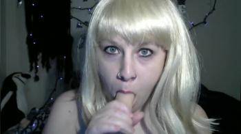 video of Blonde bombshell blowjob