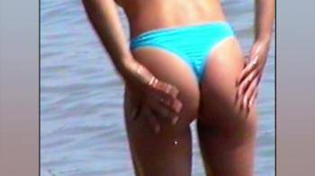 video of Marina Carmen & Heike on a Beach