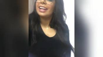 video of Nerdy hot Latina flashing her tight pussy