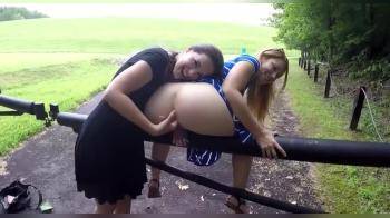 video of lesbians outside fingering in the park