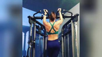 video of some pull ups with that good ass