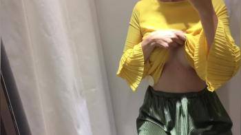 video of Dutch girl fitting room bating and show her hot body
