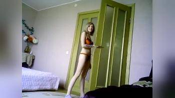 video of Russian Hooker Lets me Film her while having doggy with her