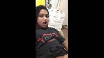 video of Cute latina bottomless masturabting 