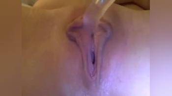 video of juicy cunt clit stimulation toward a orgasm